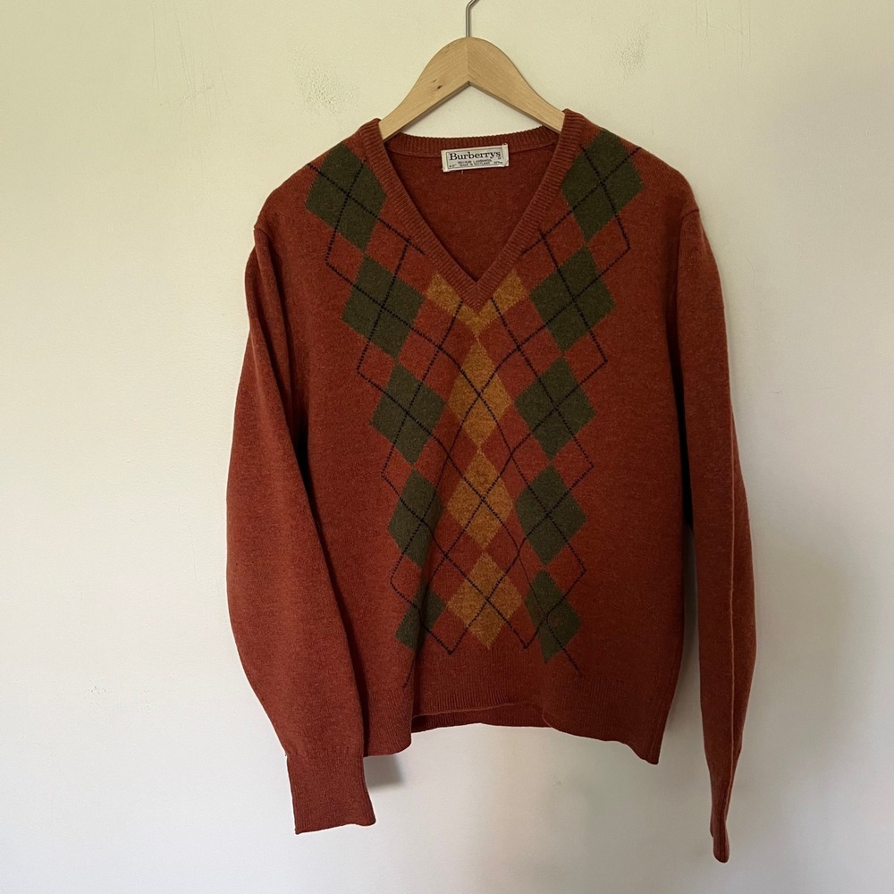 Burberrys Vintage Lambswool Argyle V-Neck Sweater Rust Orange Made in Scotland